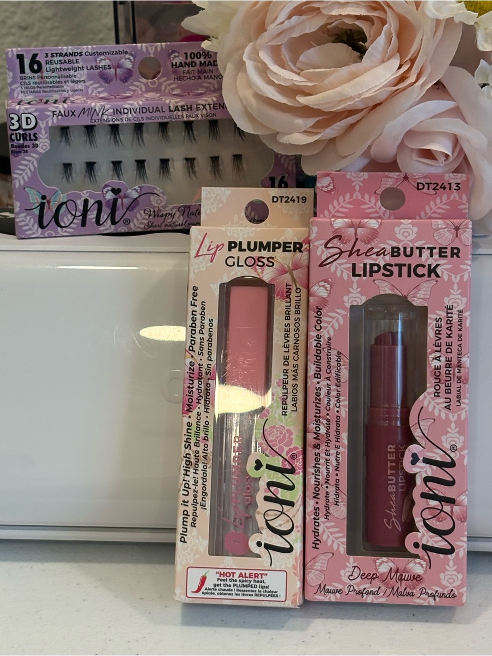 ioni Shea Butter Lipstick & Lip Plumper Gloss Set with Eyelashes